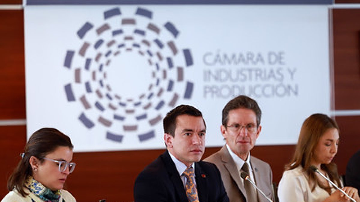 Representante de la Cámara de Industrias se reunieron con el Gobierno.