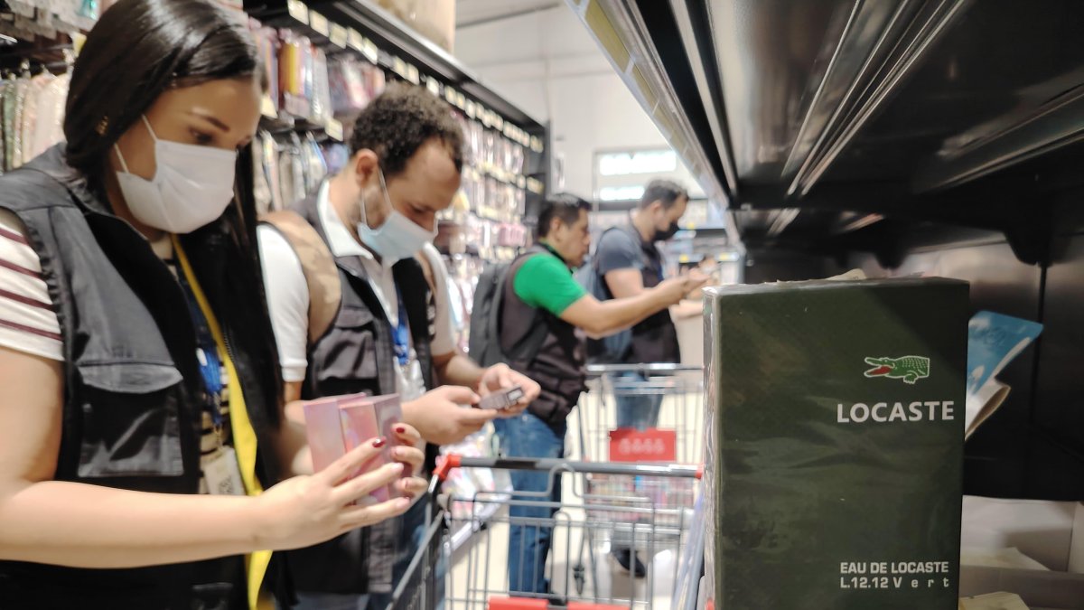 Lociones, cremas, maquillaje y perfume fue retirado del mercado en el país.