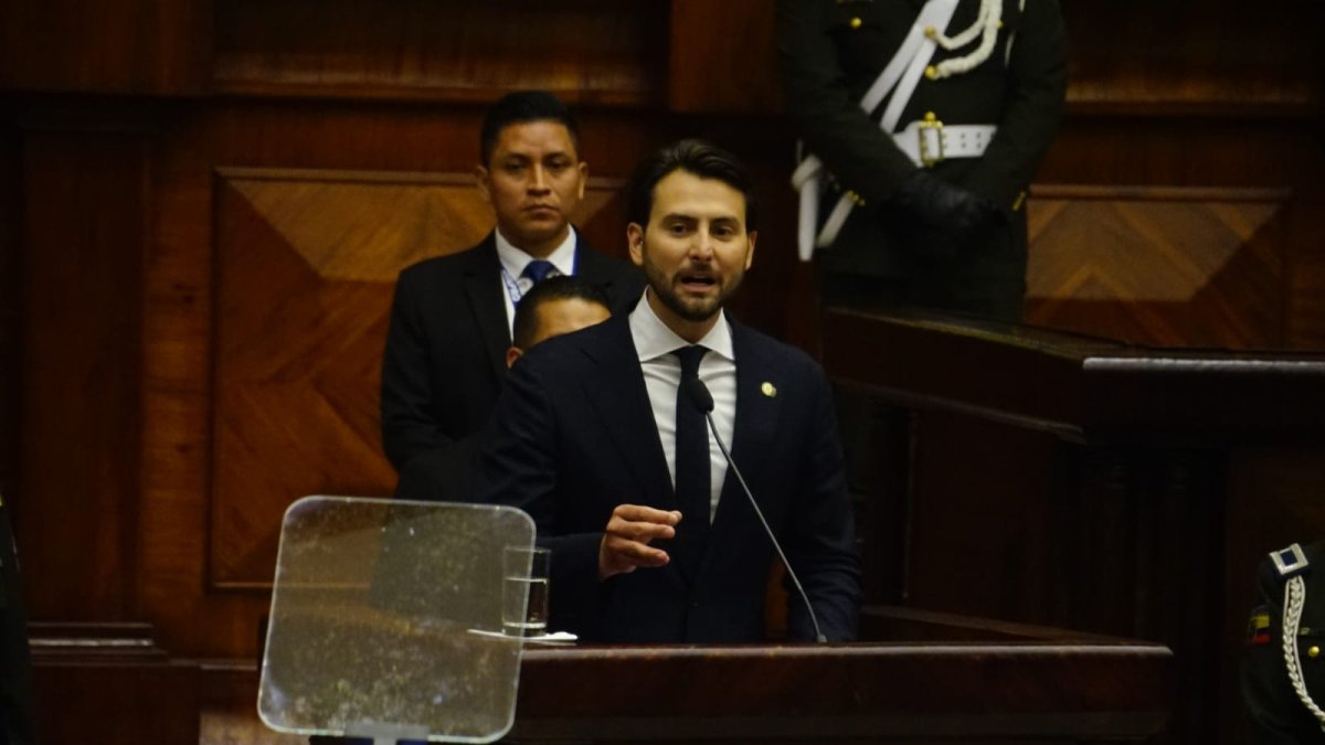 El nombre de Niels Olsen fue apoyado con 80 votos del Pleno de la Asamblea Nacional.