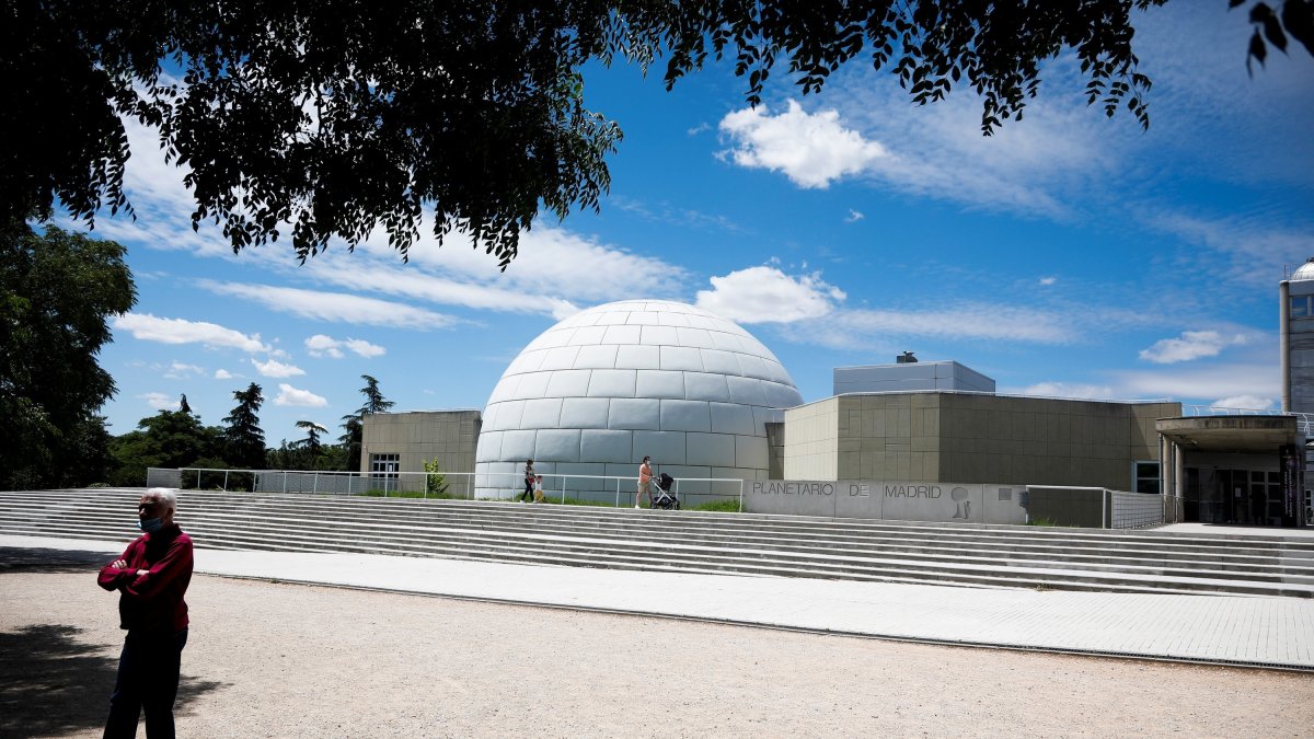 Fotografía de archivo del Planetario de Madrid, un majestuoso lugar.