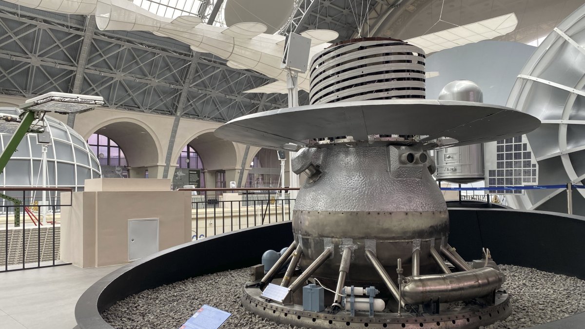 La sonda espacial soviética Cosmos 482, lanzada en marzo de 1972 con el fin de explorar el planeta Venus, pero que nunca abandonó la órbita terrestre,