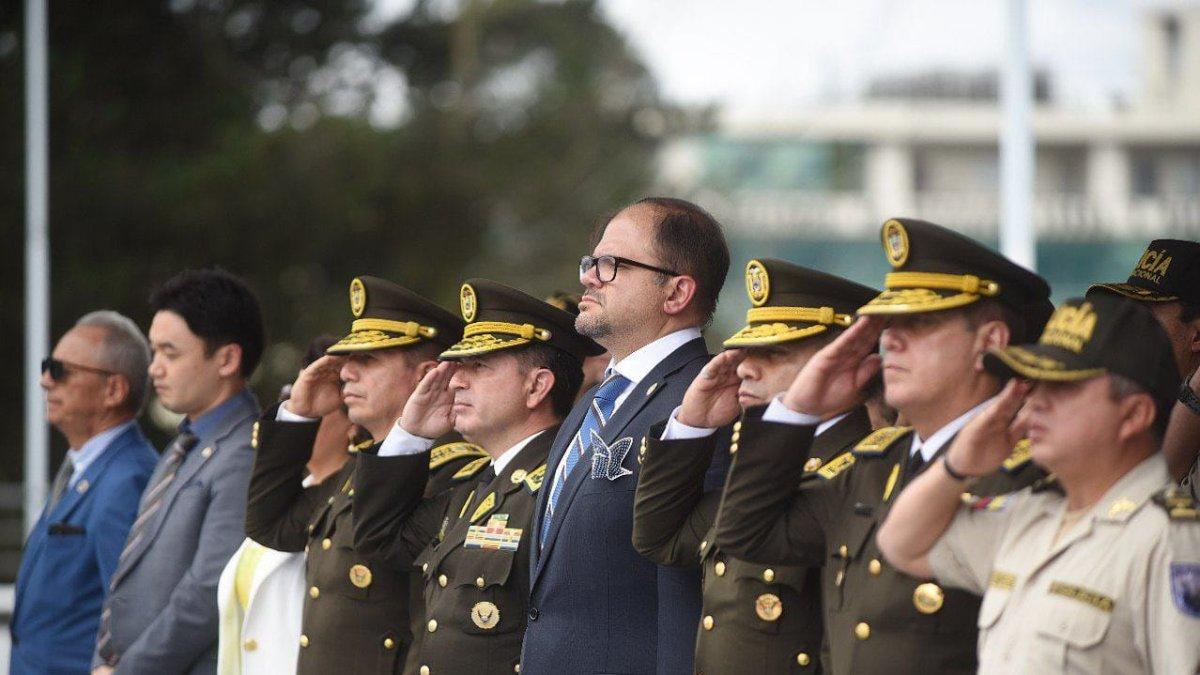 El ministro John Reimberg señaló que el Gobierno trabaja con los municipios que quieran 