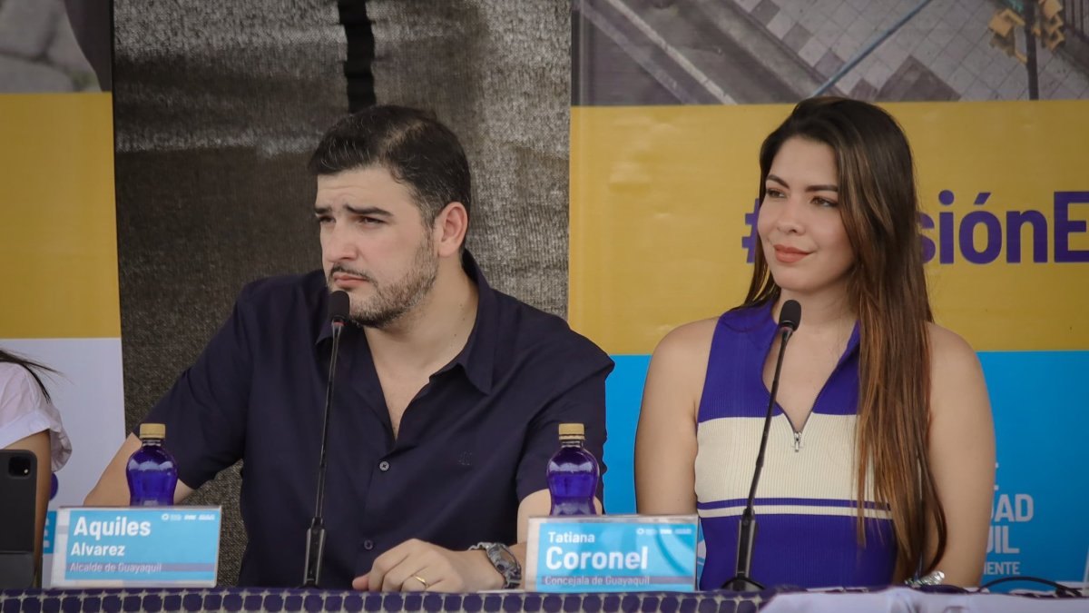 Tatiana Coronel ha lucido junto a Aquiles Álvarez en las últimas sesiones de concejo