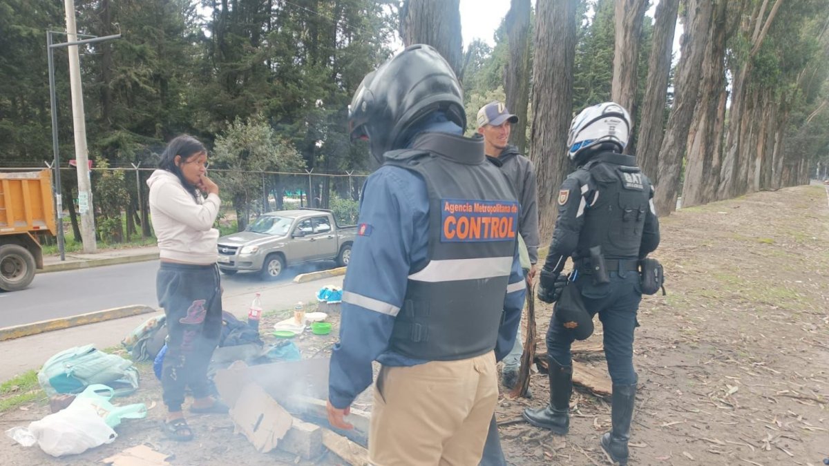 Los limpiaparabrisas se han tomado varios puntos de la capital, durante los operativos se han retirado más de 800 personas