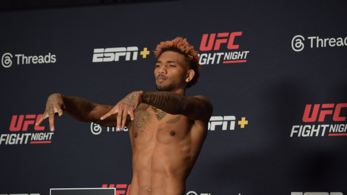 Michael Morales registró un peso de 170,5 libras durante el pesaje, quedando dentro del límite permitido para la pelea.