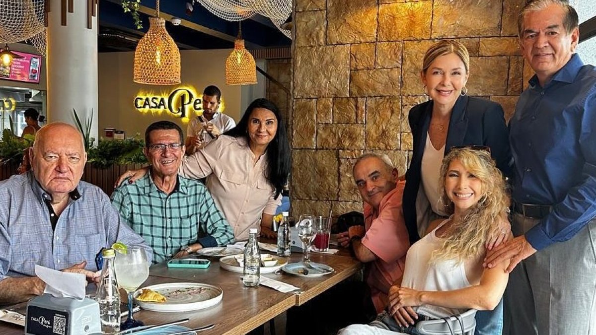 Siempre Polo se reúne con sus excompañeros.