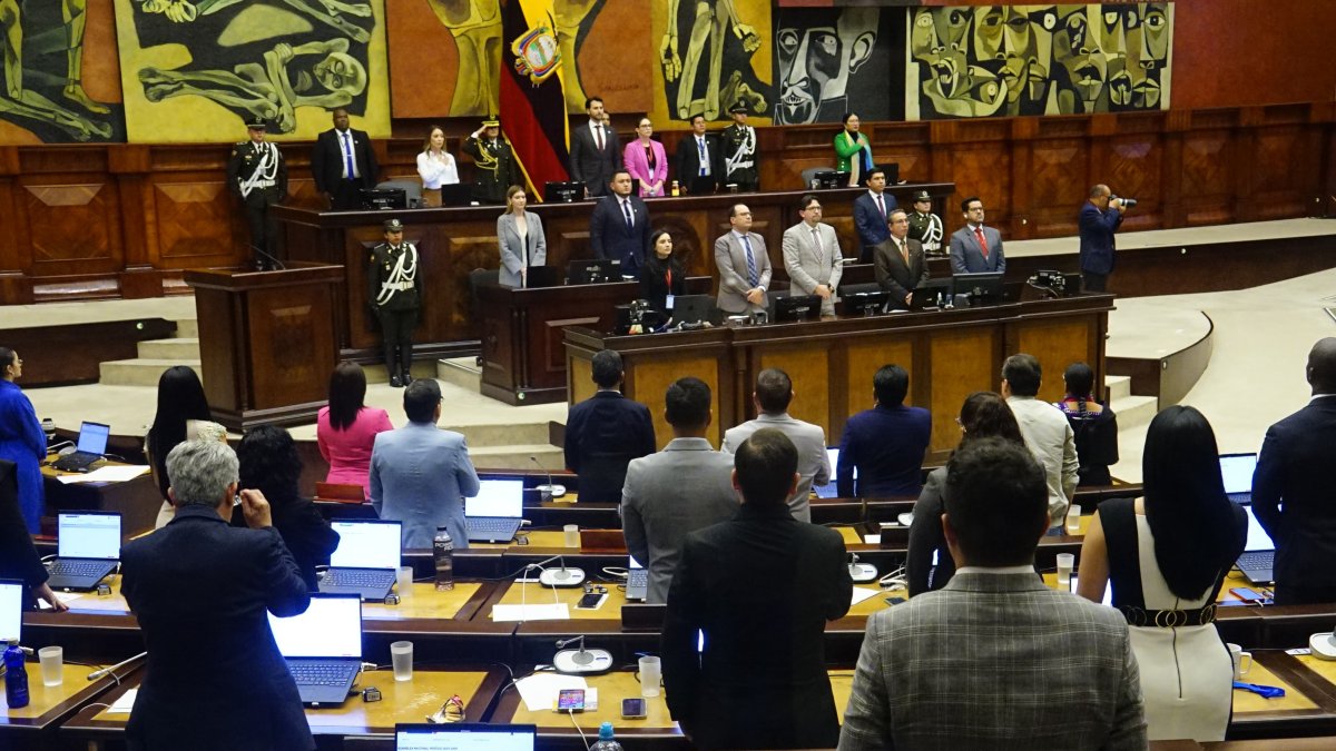 El Gobierno logró mayoría en las principales comisiones legislativas de la Asamblea.