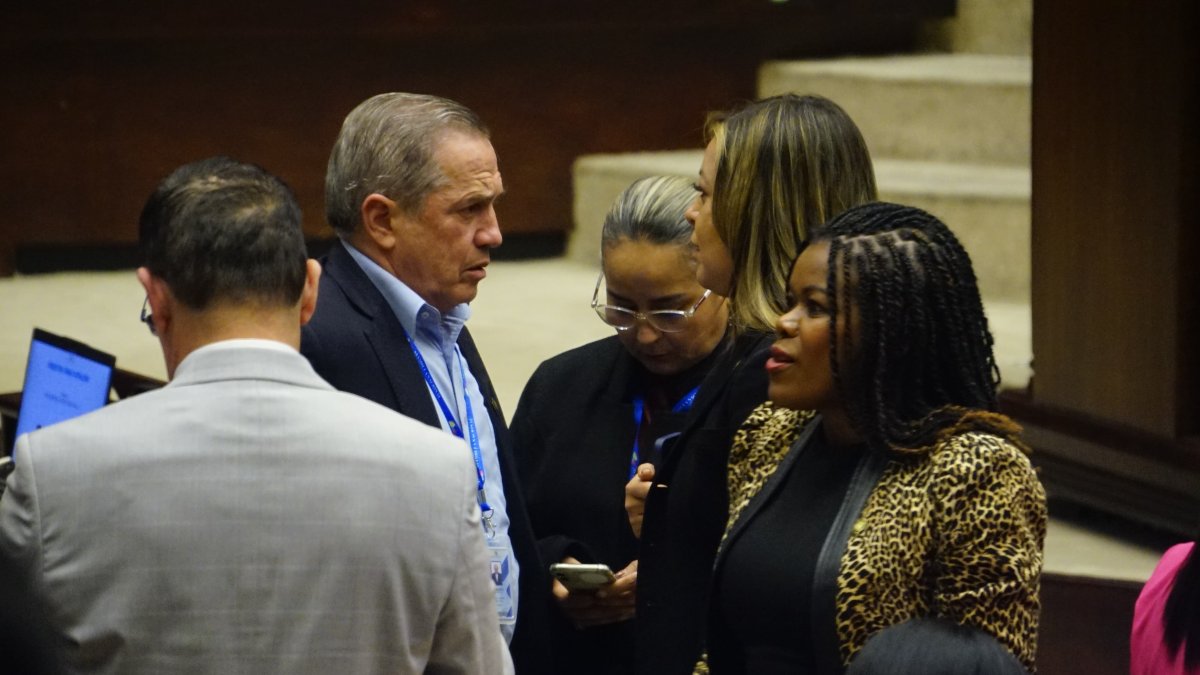 Los correístas señalan que el proyecto del Ejecutivo menoscaba derechos.