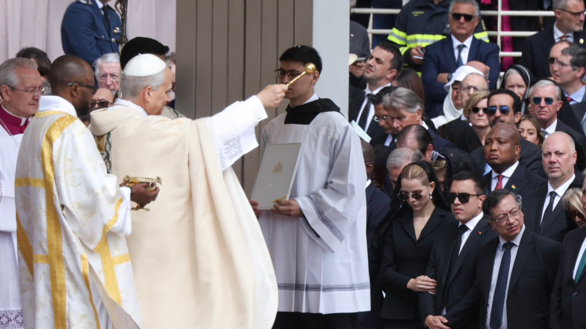 Daniel Noboa representó a Ecuador en la histórica misa de inicio del pontificado de León XIV en el Vaticano.