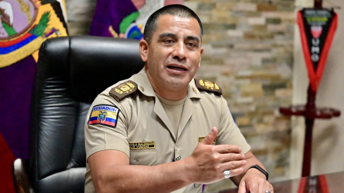 Dávila: “Cero impunidad frente a la corrupción. La ética policial no se negocia”.