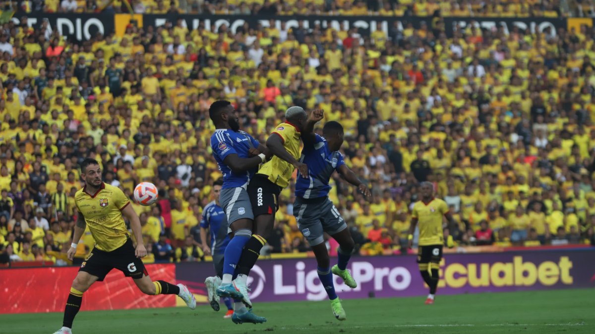 Octavio Rivero fue la figura de Barcelona SC en la victoria ante Emelec.