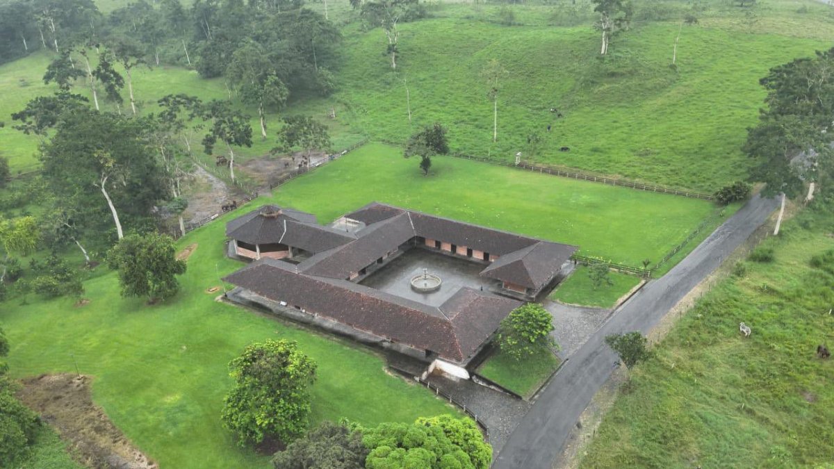 La intervención se llevó a cabo en las haciendas San Antonio y Kaeri, ubicadas en las parroquias Patricia Pilar y Luz de América