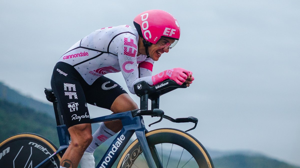 Richard Carapaz, ciclista ecuatoriano que destaca en el EF Education-EasyPost.