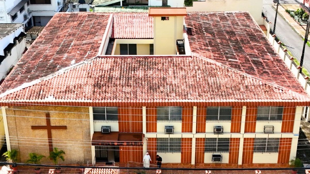 Esta ha sido la residencia de las Siervas de María, en la ciudadela Kennedy, norte de Guayaquil. La propiedad está en venta.