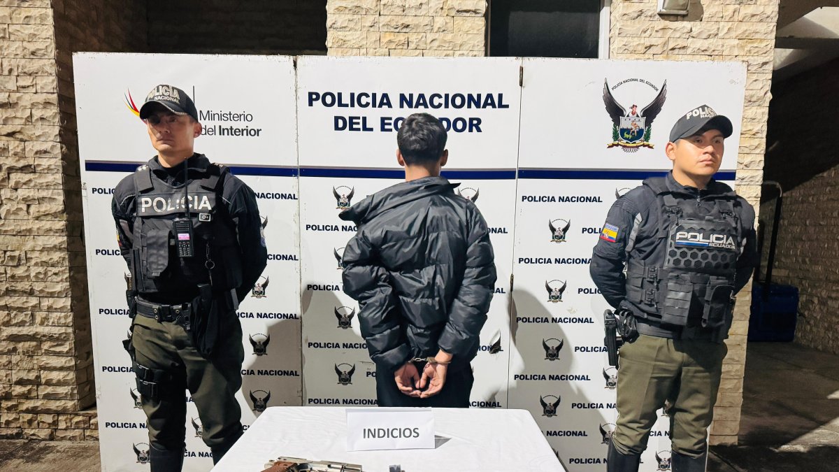 En uno de los operativos se detuvo a un menor de edad por el presunto delito de porte y tenencia de arma de fuego.