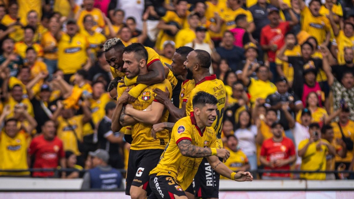 Barcelona SC es líder de la LigaPro 2025 con 28 unidades, uno más que IDV.
