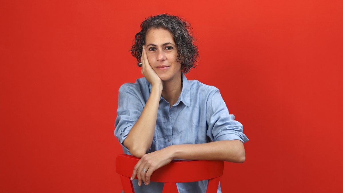 La autora ha publicado varios libros de relatos y dos novelas.