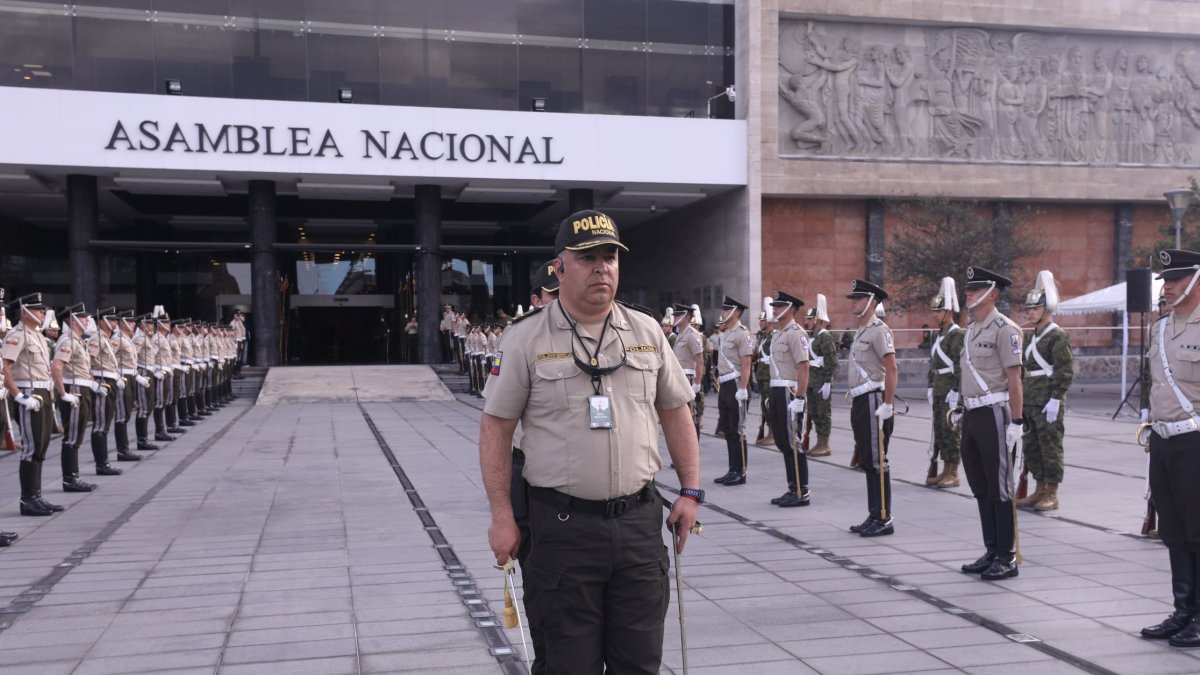 Imagen referencial para graficar este artículo sobre la seguridad en la ceremonia presidencial.