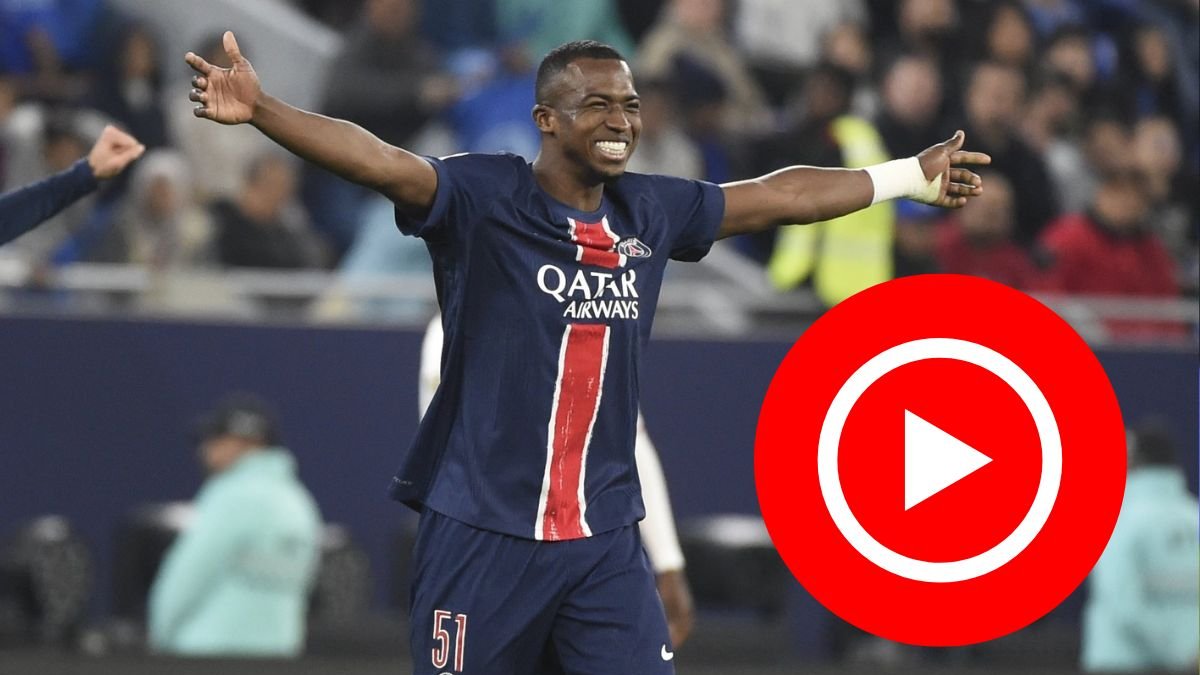 Willian Pacho juega la final de la Copa Francia con el PSG.