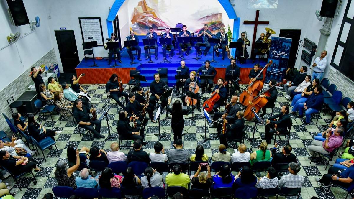 La Orquesta sinfónica de Guayaquil realizó conciertos en iglesias por Semana Santa.
