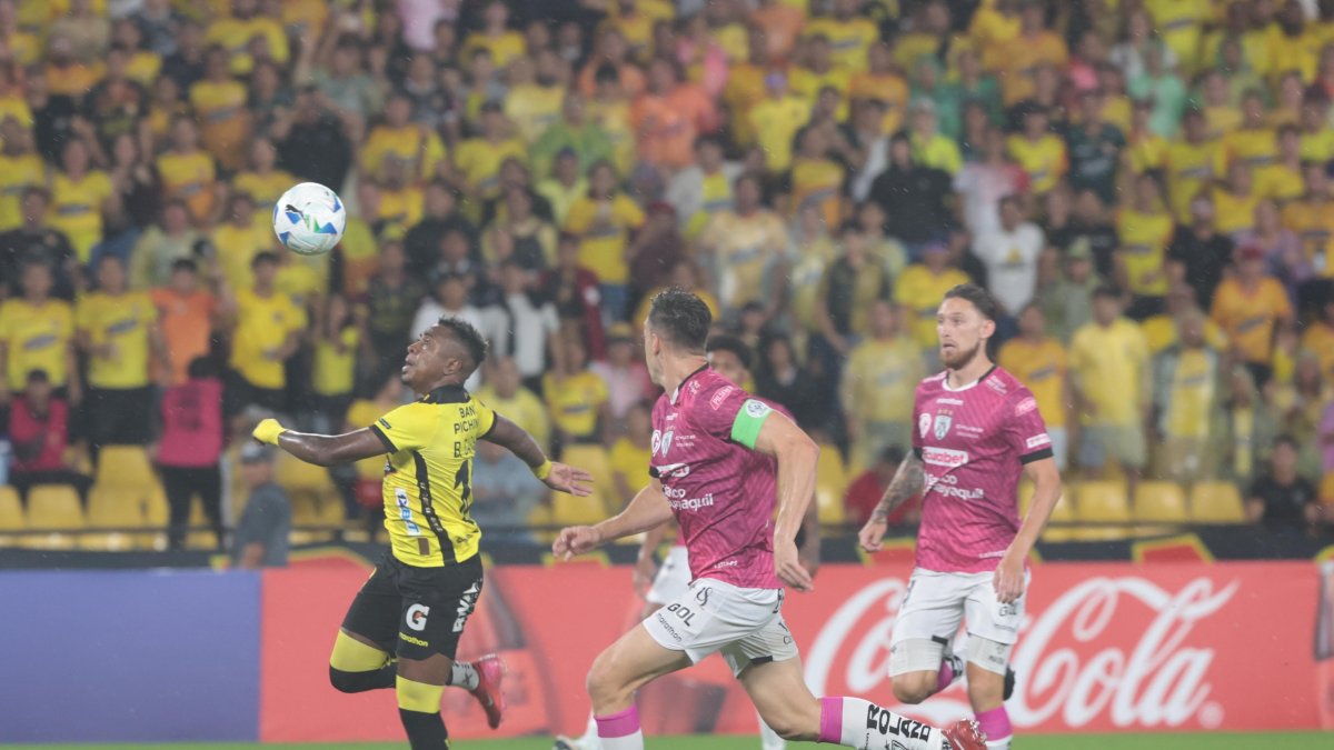 Barcelona SC depende que varios resultados para clasificar a octavos de la Copa Libertadores 2025.