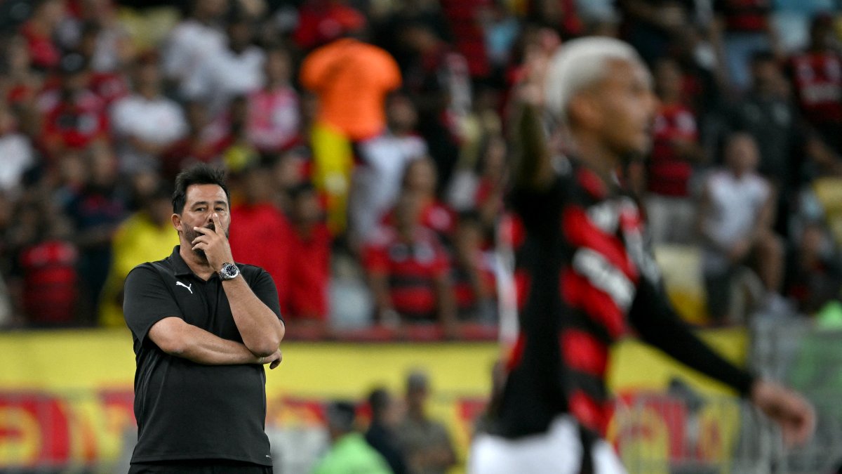 Pablo Sánchez durante el partido de fútbol de la fase de grupos de la Copa Libertadores entre Flamengo y Liga de Quito en el estadio Maracaná en Río de Janeiro, Brasil.