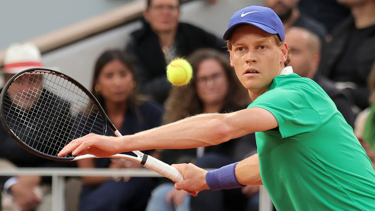 Sinner doblegó al francés Rinderknech por 6-4, 6-3 y 7-5.