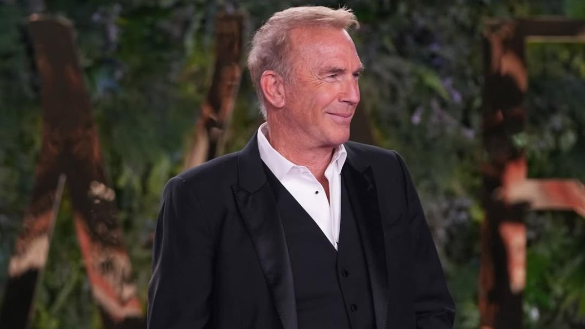 Kevin Costner en la gala de los Joy Awards 2024