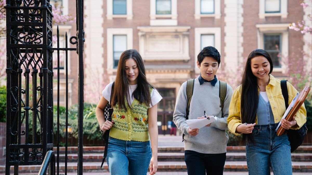 Referencial. La Senescyt extendió el plazo para quienes quieren postular a un cupo a la universidad pública a través del Registro Nacional.