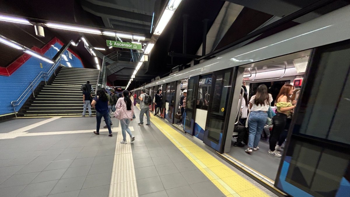 El 1 de junio se implementará la apertura manual en las puertas de los trenes del metro.