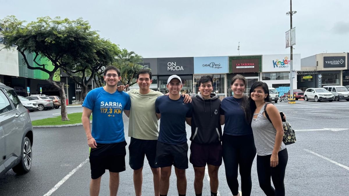 Deporte. Off-Pace Run Club transforma la rutina con encuentros semanales en Plaza Lagos y sus alrededores