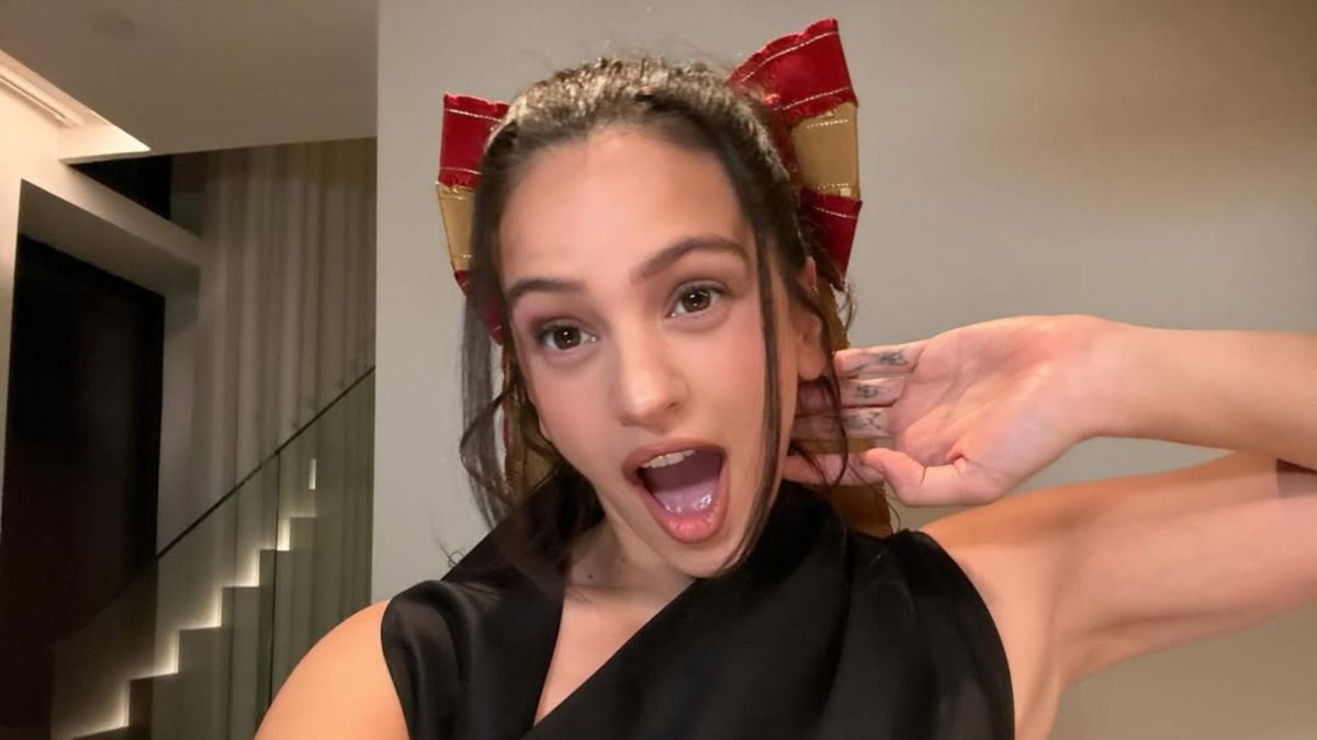 Rosalía tiene 32 años.