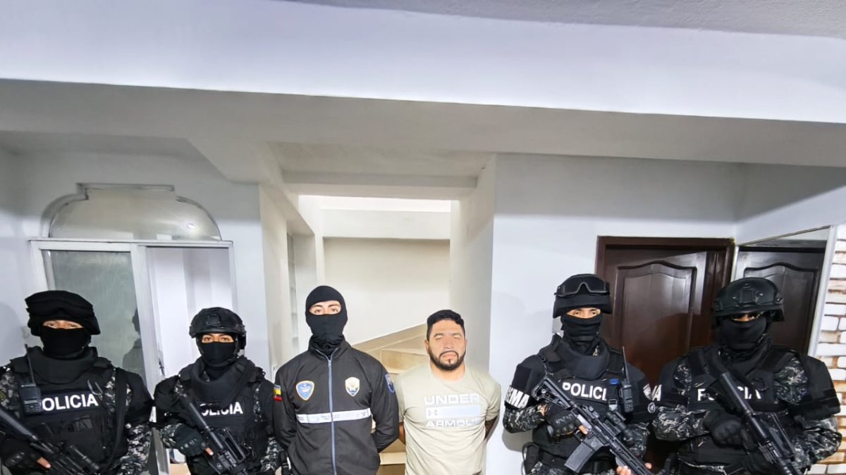 Según la Policía Nacional, la red delictiva enviaba droga a Europa gracias a que contaba con varios funcionarios públicos y de aduanas.