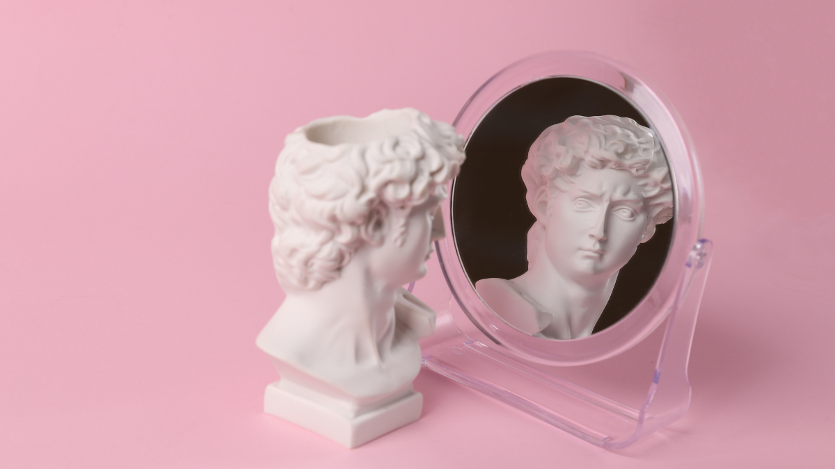 El narcisismo es un trastorno de la personalidad que puede dificultar las relaciones personales y la estabilidad emocional.