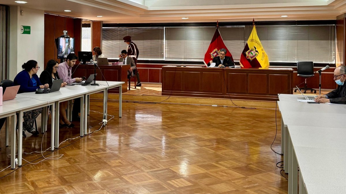 El juez Marco Rodríguez dispuso que el hermano de la exasambleísta Bella Jiménez cumpla su sentencia, por el delito de concusión, fuera de la cárcel.