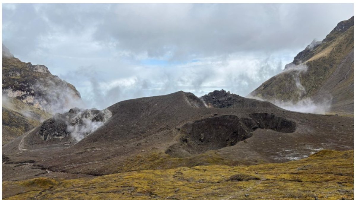El volcán Guagua Pichincha ha registrado un aumento en la cantidad de gases que emana y los focos de calor.