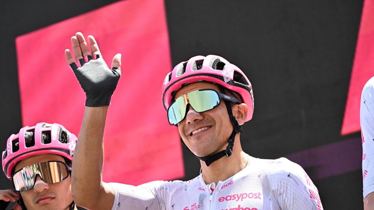Richard Carapaz, tras la etapa 20, se subirá nuevamente al podio del Giro de Italia 2025.