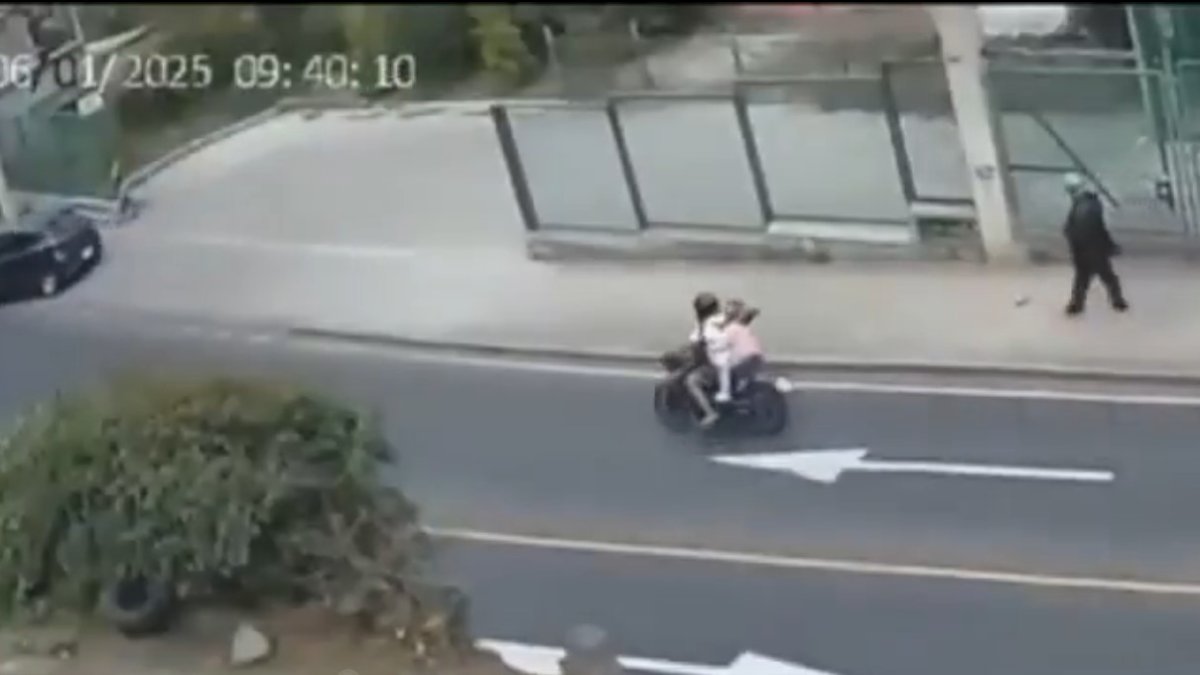 El accidente de tránsito ocurrió en la avenida 24 de Mayo, en Puembo.