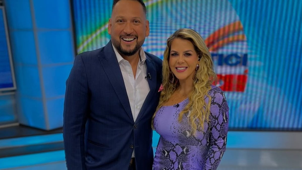 José Luis Arévalo y La Nena, presentadores.