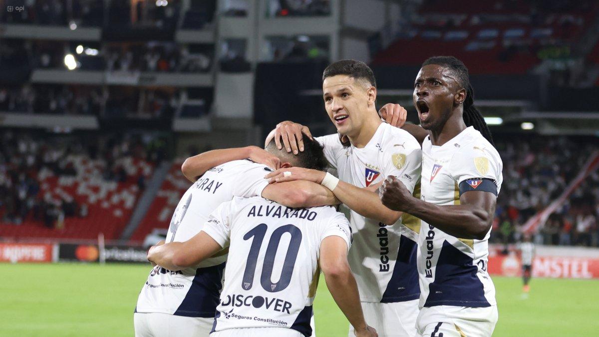 Liga de Quito clasificó a octavos de final como líder del grupo C.