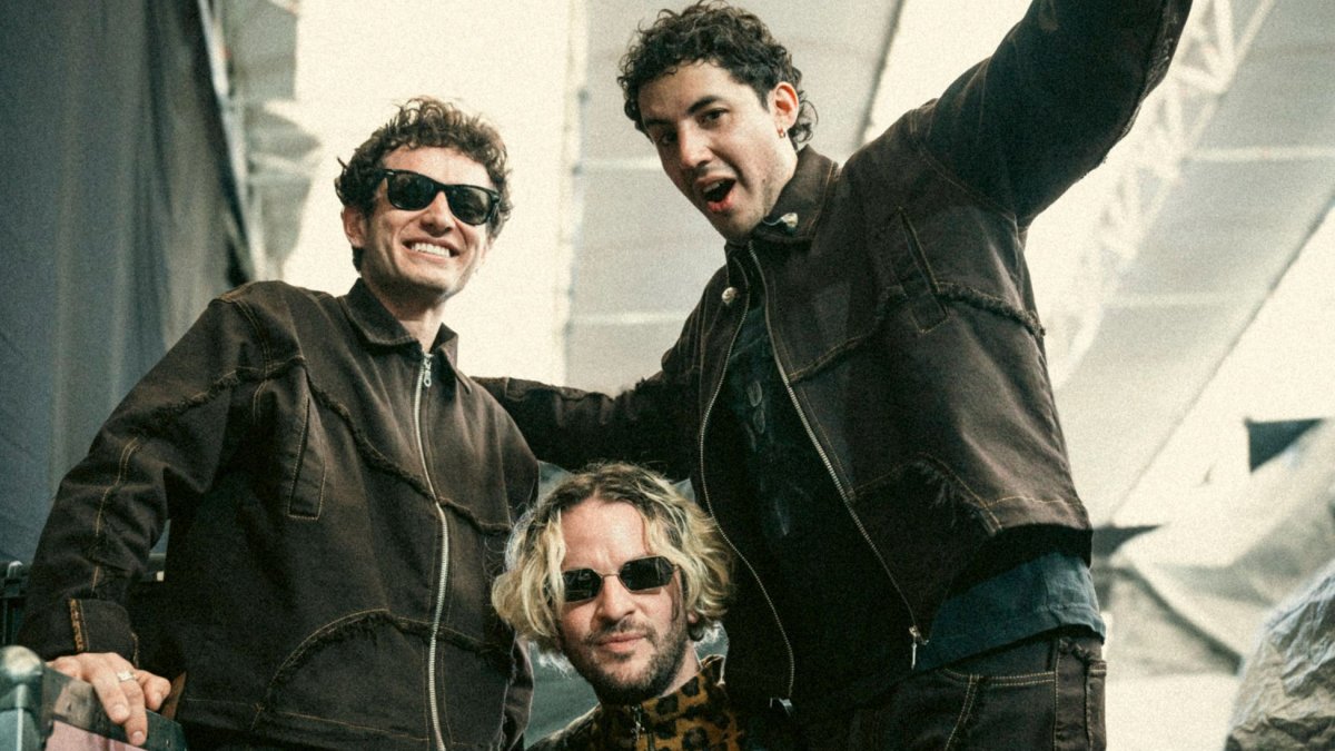 Miel y La máquina camaleón.