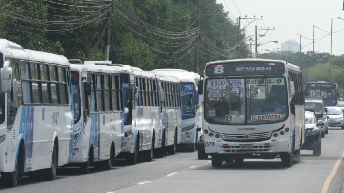 Varios buses deberán alterar su ruta debido al partido de Ecuador vs Brasil.