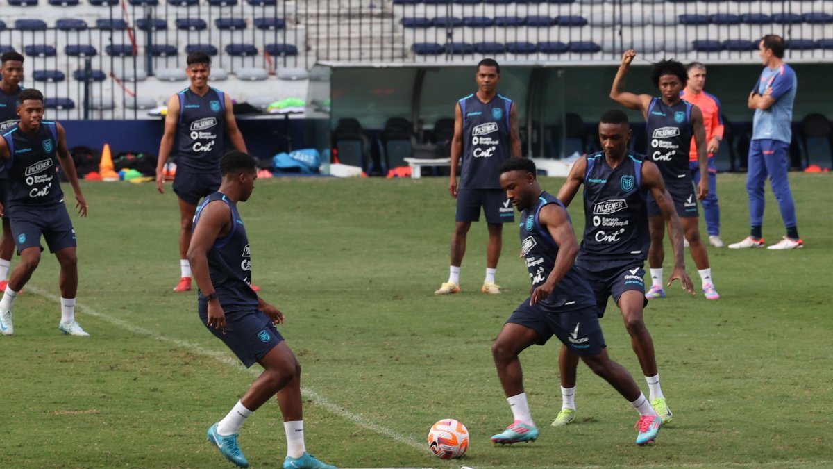 Entrenamiento de la selección ecuatoriana del lunes 2 de junio de 2025 en el estadio George Capwell, de Guayaquil.