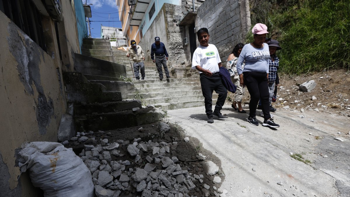 En el Comité del Pueblo, en el norte, hay calles en mal estado. Los moradores han alertado sobre la situación.