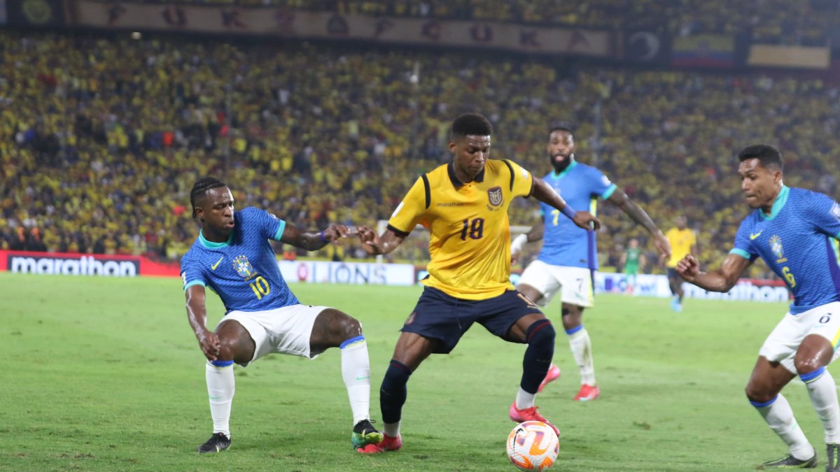 Ecuador empató 0-0 con Brasil en el estadio Monumental.