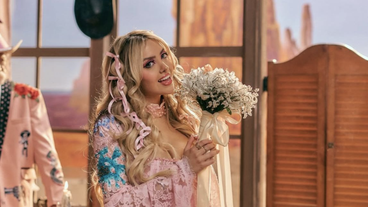 De streamer a cantante: AriGameplays se reinventa como Aria Bela.