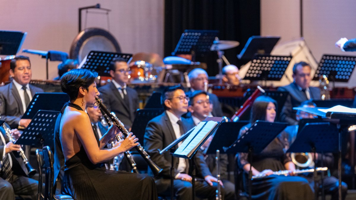 El repertorio incluye tres obras destacadas, entre ellas 'Camino Real' de Alfred Reed.