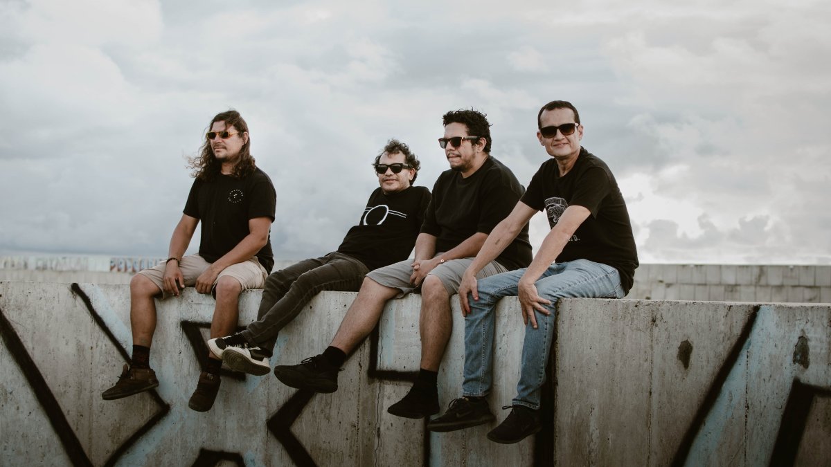 Line-up: Víctor Lozano (bajo), Julián Vera (voz), Luis Peralta (batería) y Nicolays Mendoza (guitarra).