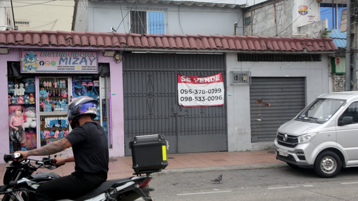 Referencial. En varios barrios del norte se observan en cada esquina letreros de venta y alquiler.