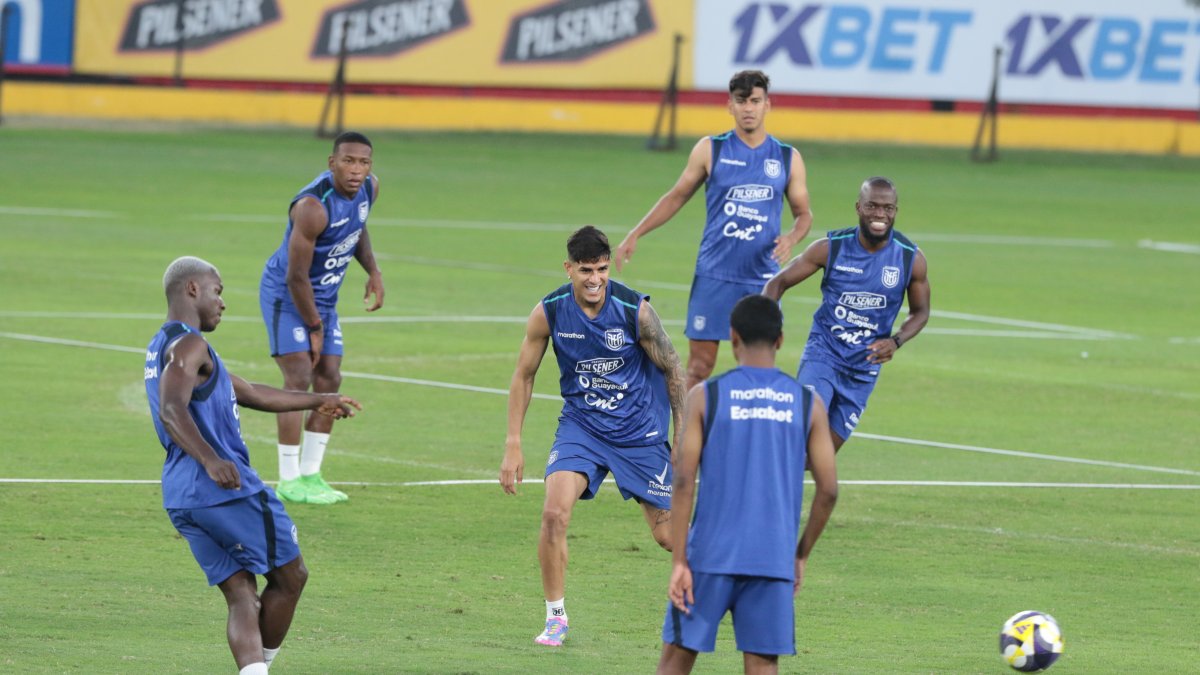 La selección ecuatoriana sí contará con la presencia de Enner Valencia contra Perú